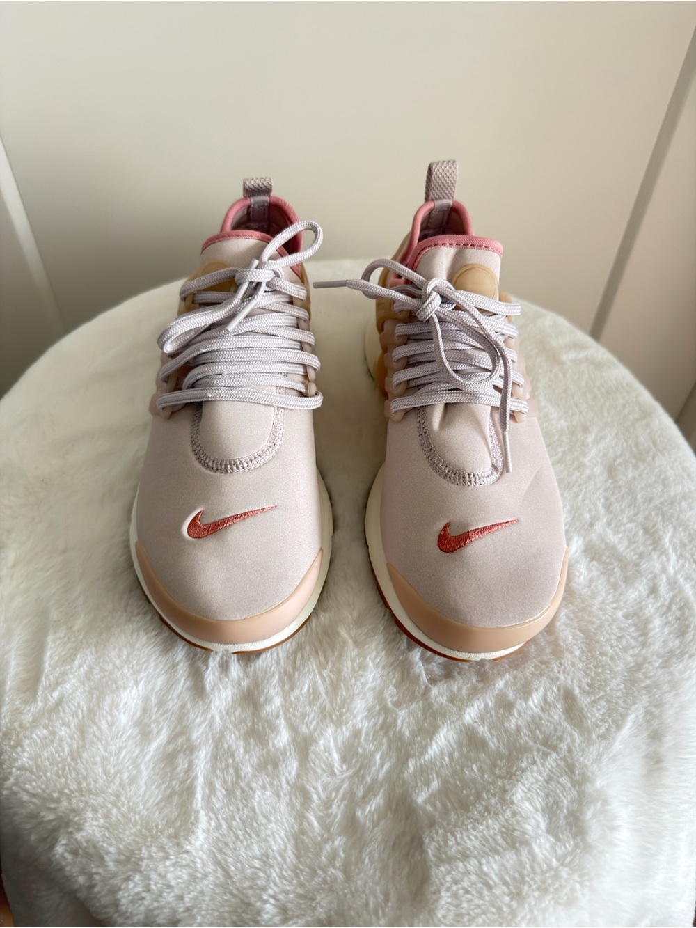 Nike Women's Light Pink and Peach Athletic Sneakers
